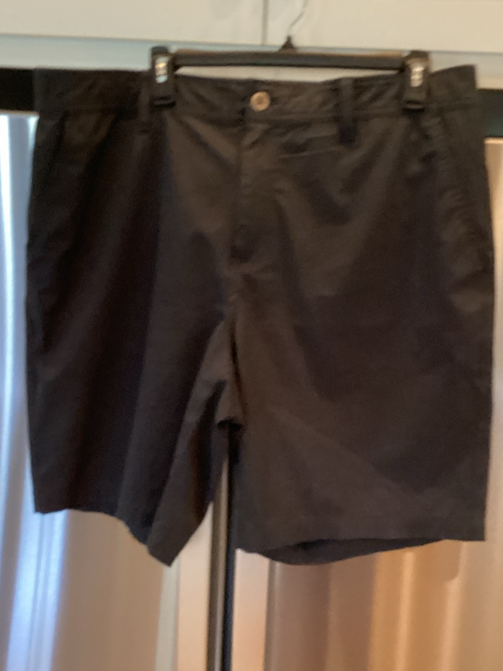 32 Degrees Black Flat-Front Men's Shorts